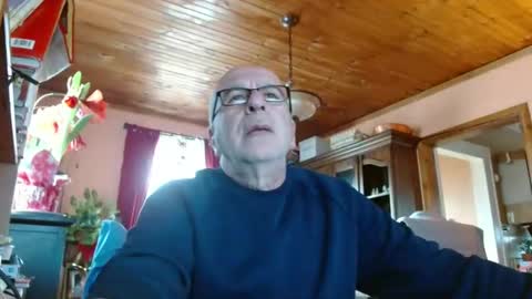 Maurice online show from January 2, 4:24 pm