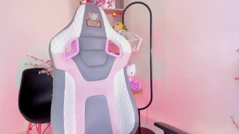 Mavi online show from February 25, 7:28 pm