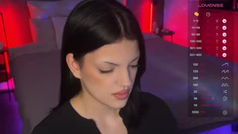 Mavis online show from December 14, 9:10 pm