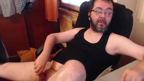 Max online show from September 21, 6:17 am