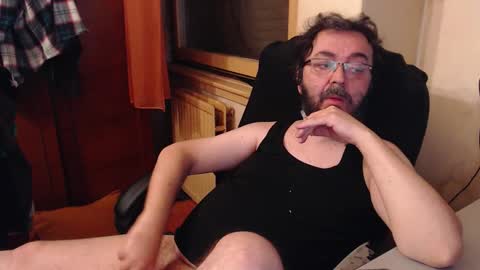 Max online show from November 3, 4:57 am