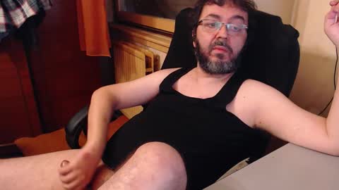 Max online show from November 16, 2:41 pm