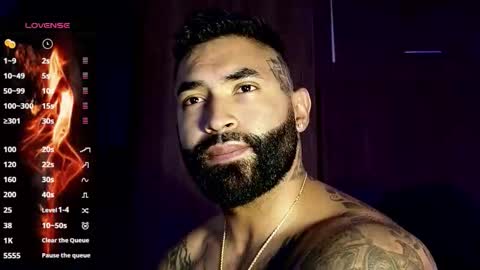 max__prada online show from October 12, 2:04 am