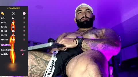 max__prada online show from April 17, 2:25 am