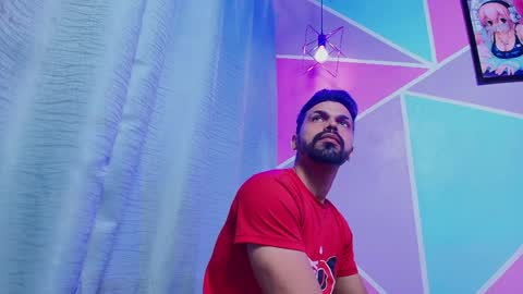 Max  Ashley online show from April 19, 1:34 pm