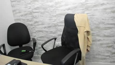 max_cumpower72 online show from September 28, 1:03 am