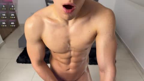 Max Lancaster online show from June 13, 3:22 pm