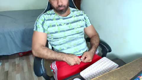 max_love25 online show from February 18, 12:10 am