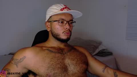 max_meyer online show from November 10, 10:45 pm