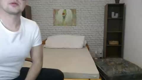 Max  Aliya online show from February 24, 10:07 am