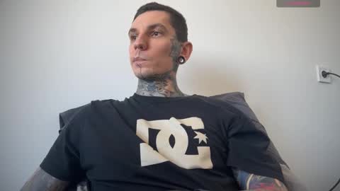    online show from February 9, 9:47 am