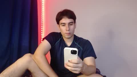 max_snow1616 online show from February 10, 6:55 pm