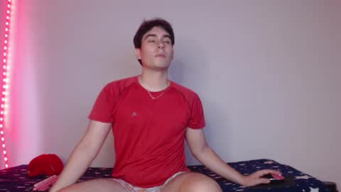 max_snow1616 online show from February 11, 8:45 pm