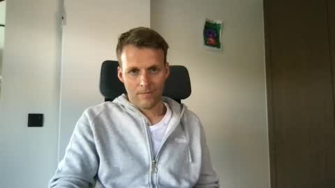 Max take off clothes online show from May 18, 5:52 pm