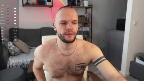 Max online show from March 10, 8:28 am