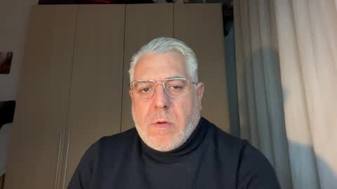 maxbillo online show from April 1, 7:33 pm