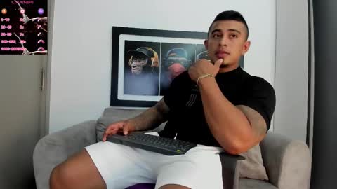 Maxcarther online show from December 2, 9:24 pm