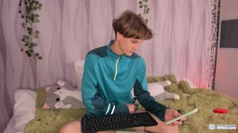 maxim burn online show from October 5, 7:32 pm