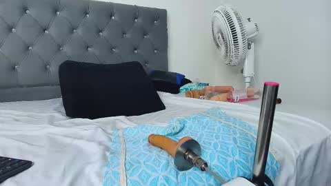 Maximiliano  Fire online show from March 19, 8:03 pm