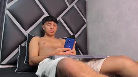 maxi online show from October 14, 4:48 am