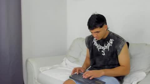 Snapshot of maximilianoharris chatting on September 23, 2:49 am maximiliano harris online show from September 23, 2:49 am