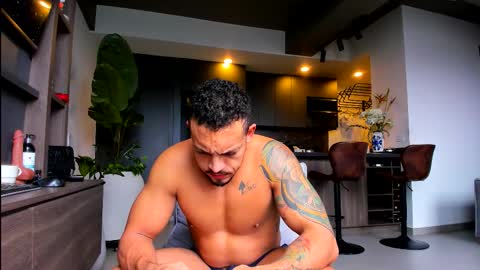 maximo_and_marcelo online show from March 18, 12:11 pm