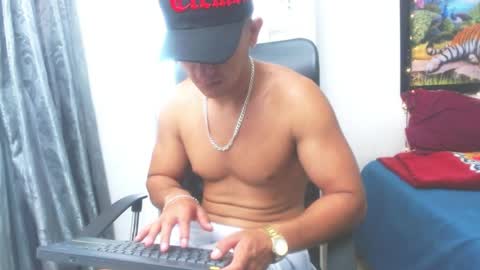 maximo_ston online show from April 1, 8:59 am