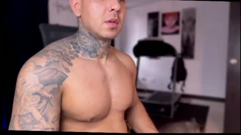 Maximo online show from October 12, 7:05 pm