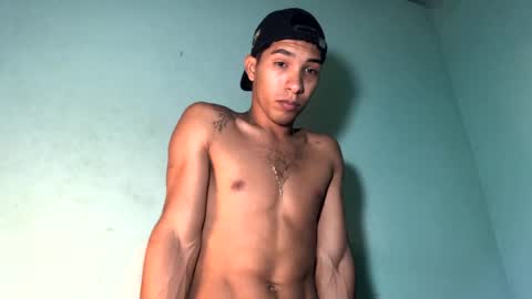 Maximo Aron Vega online show from February 1, 1:23 am