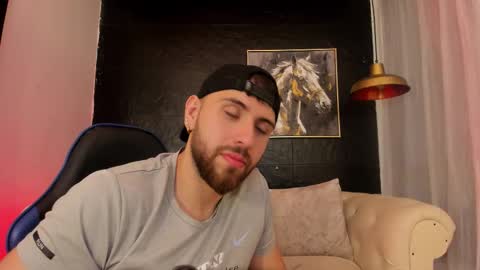 Maximo Wolf online show from October 16, 10:30 pm