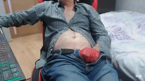 maximus3334 online show from October 8, 12:22 pm