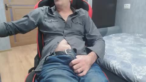 maximus3334 online show from November 3, 1:12 pm