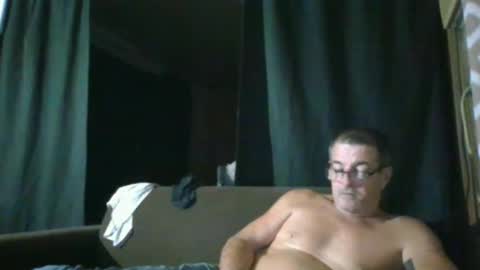 Max online show from March 5, 10:22 am