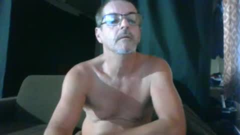 Max online show from March 12, 11:44 pm