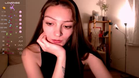 Maxine online show from November 19, 1:32 pm