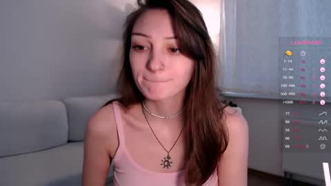 Maxine online show from April 16, 7:08 am