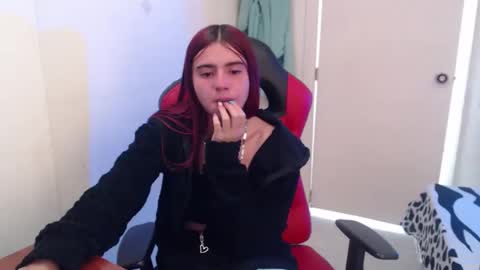 maxinesex_ online show from March 11, 5:05 pm