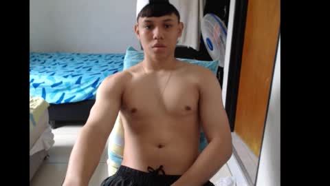 maxiolly108534 online show from November 10, 5:05 pm