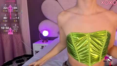 Maxi Rogers online show from January 10, 11:48 am