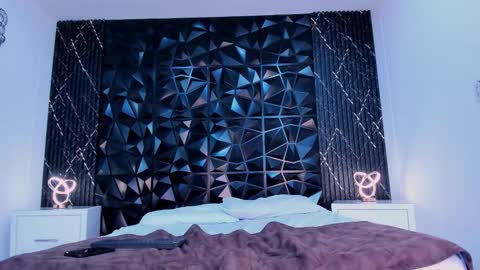 maxistanford online show from March 1, 8:35 pm