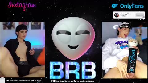 Snapshot of maxiy_001 chatting on February 23, 6:45 pm Max online show from February 23, 6:45 pm