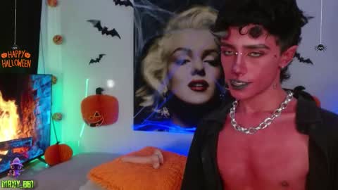 Max online show from October 25, 4:35 am