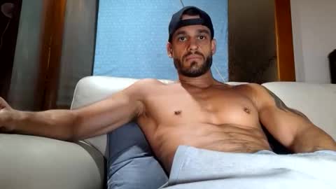 maxpac_rocco online show from November 19, 3:17 am