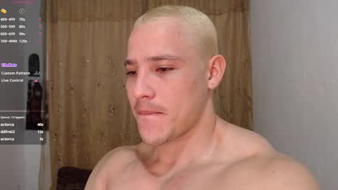 Max online show from December 2, 8:39 pm