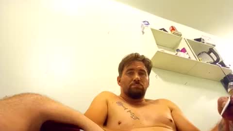 Max online show from November 10, 7:44 am