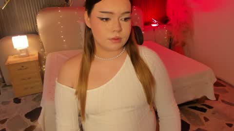 Maxine Minx online show from March 3, 11:12 pm