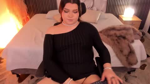 Maxine Minx online show from March 8, 2:15 am