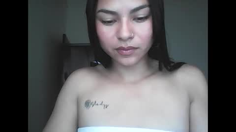 may_quiin online show from April 20, 5:38 pm