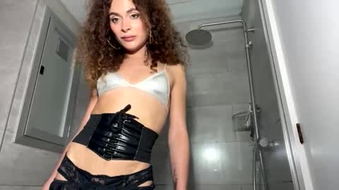 Maya transgirl online show from October 16, 7:35 pm