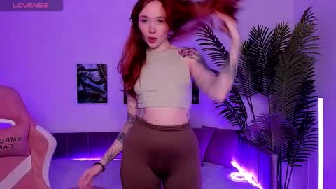 Maya online show from October 1, 2:21 am